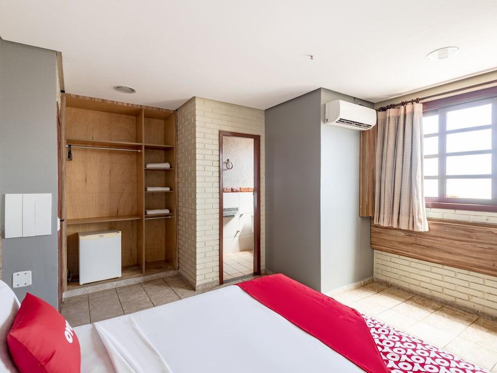 Rede Andrade Goiania Centro Hotel ภายนอก รูปภาพ