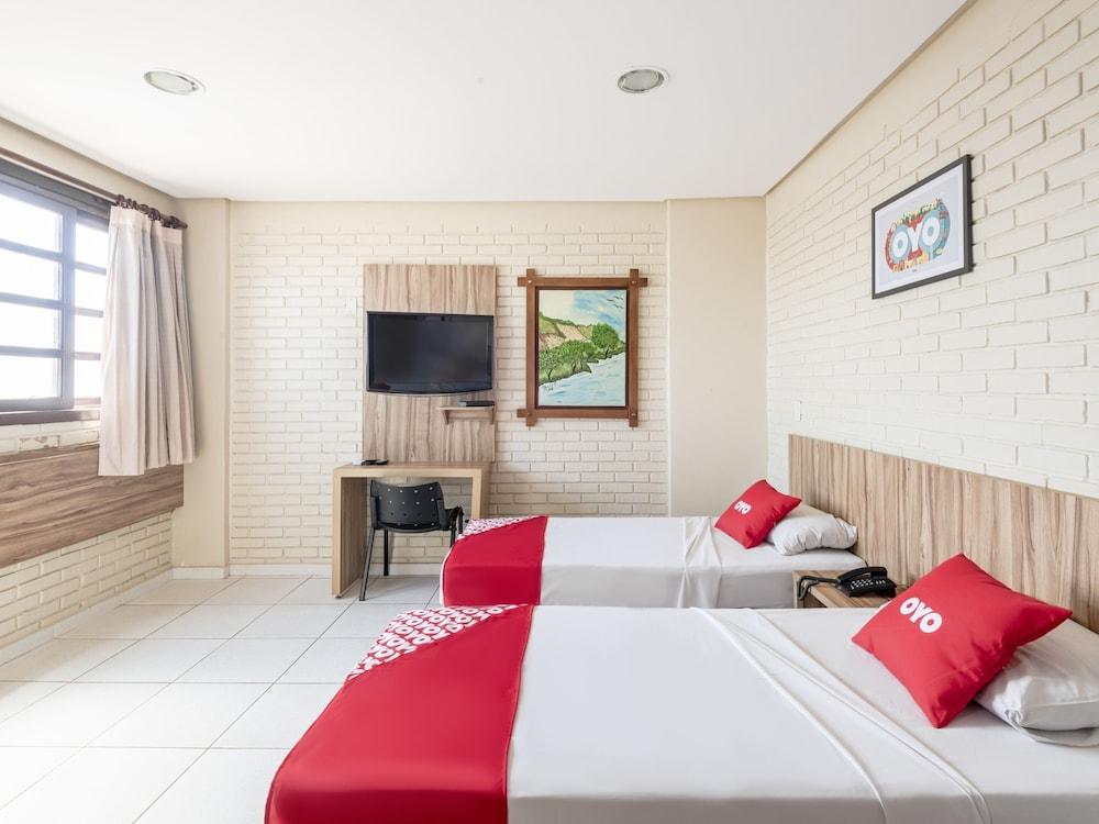 Rede Andrade Goiania Centro Hotel ภายนอก รูปภาพ