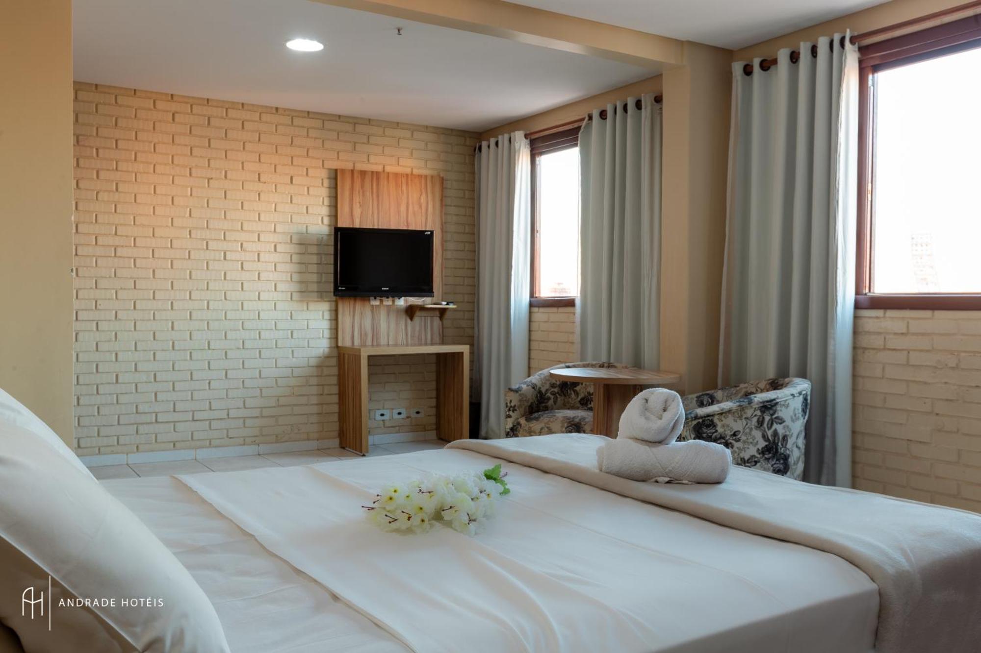 Rede Andrade Goiania Centro Hotel ภายนอก รูปภาพ
