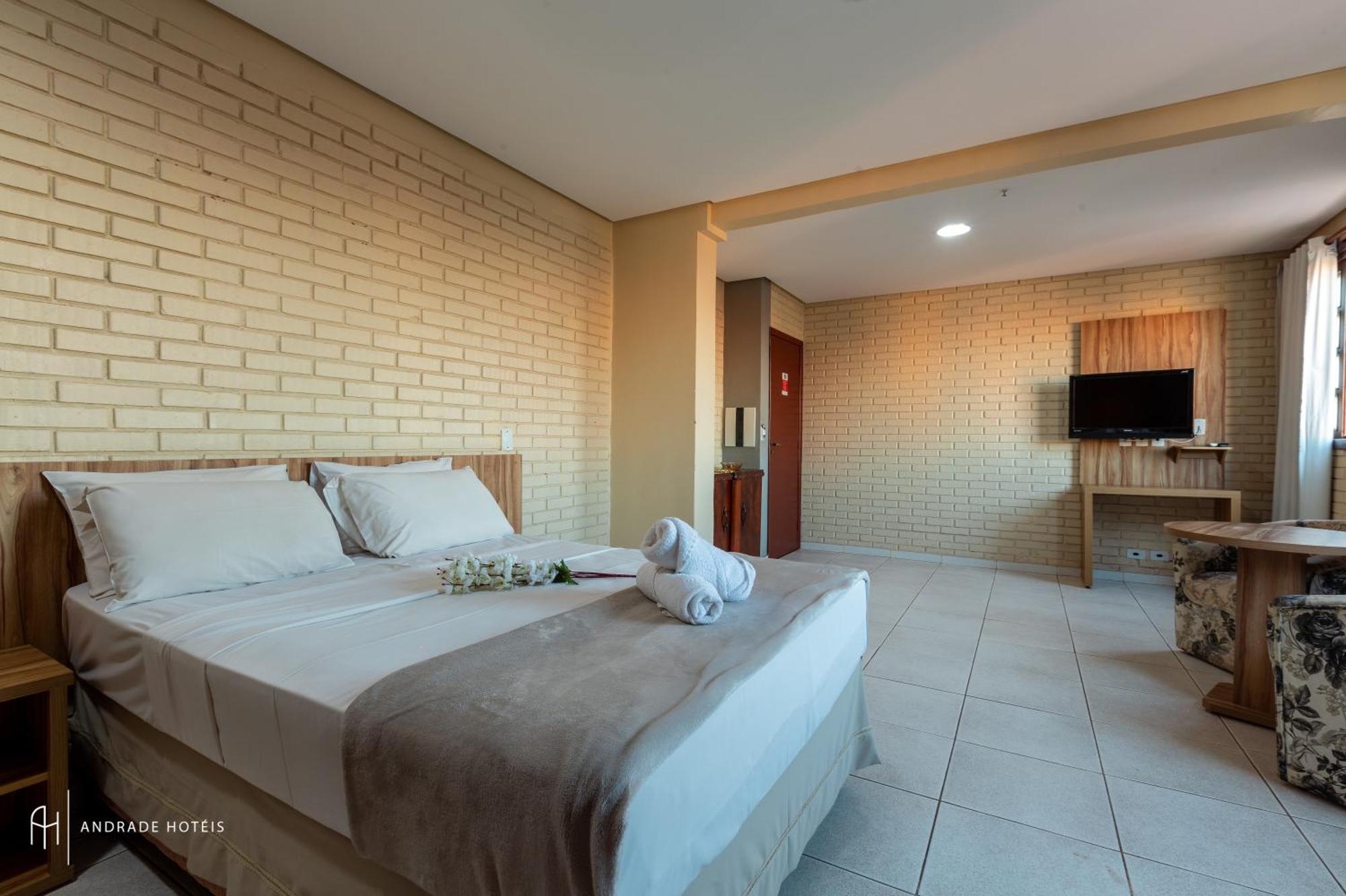 Rede Andrade Goiania Centro Hotel ภายนอก รูปภาพ