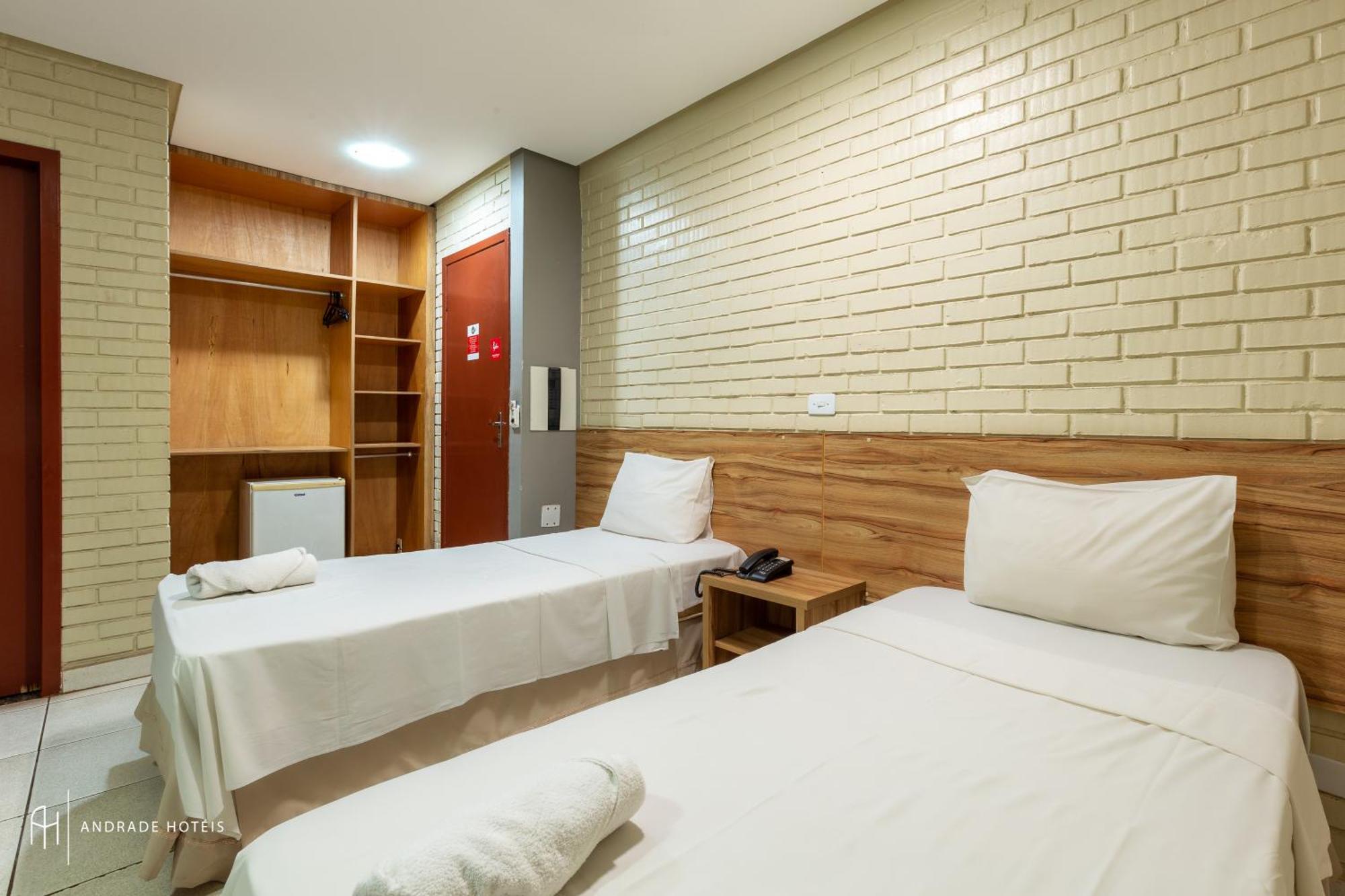 Rede Andrade Goiania Centro Hotel ภายนอก รูปภาพ